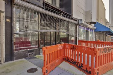 How to Choose Durable Windows And Doors On A Budget